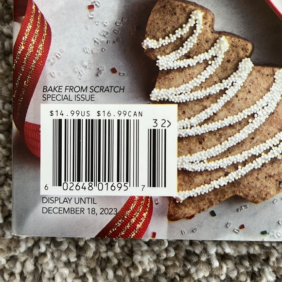 COPY - NWOT baking/cookies magazines, linen hand towel, ice cream scoop & Xmas … - Picture 3 of 7